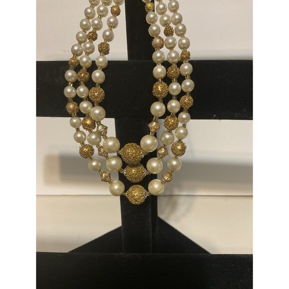Vintage 3 Layer Necklace - Faux Pearls & Textured Gold Beads - Picture 1 of 4